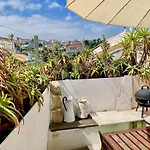 Appartement Sunny In Town With Terrace