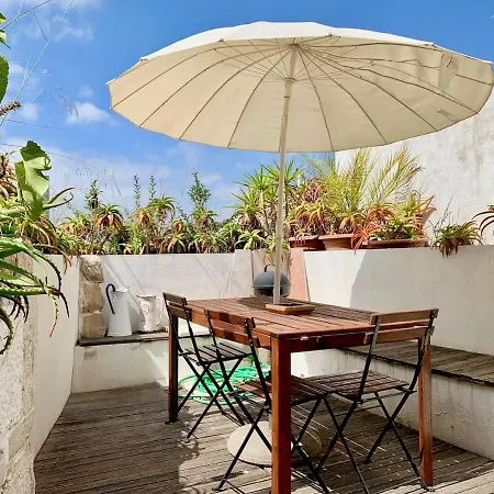 Sunny In Town With Terrace