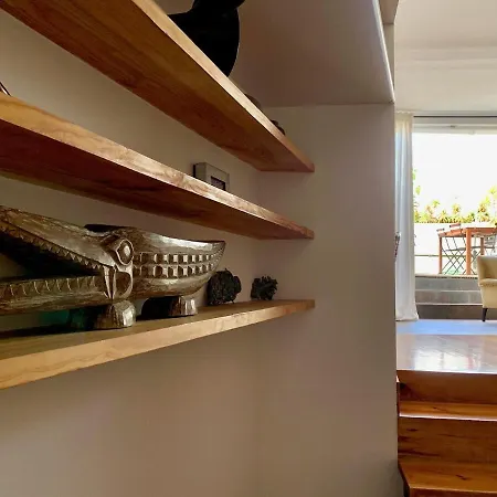 Sunny In Town With Terrace * 리스본