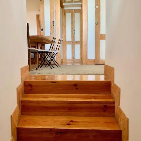 Sunny In Town With Terrace 아파트 리스본